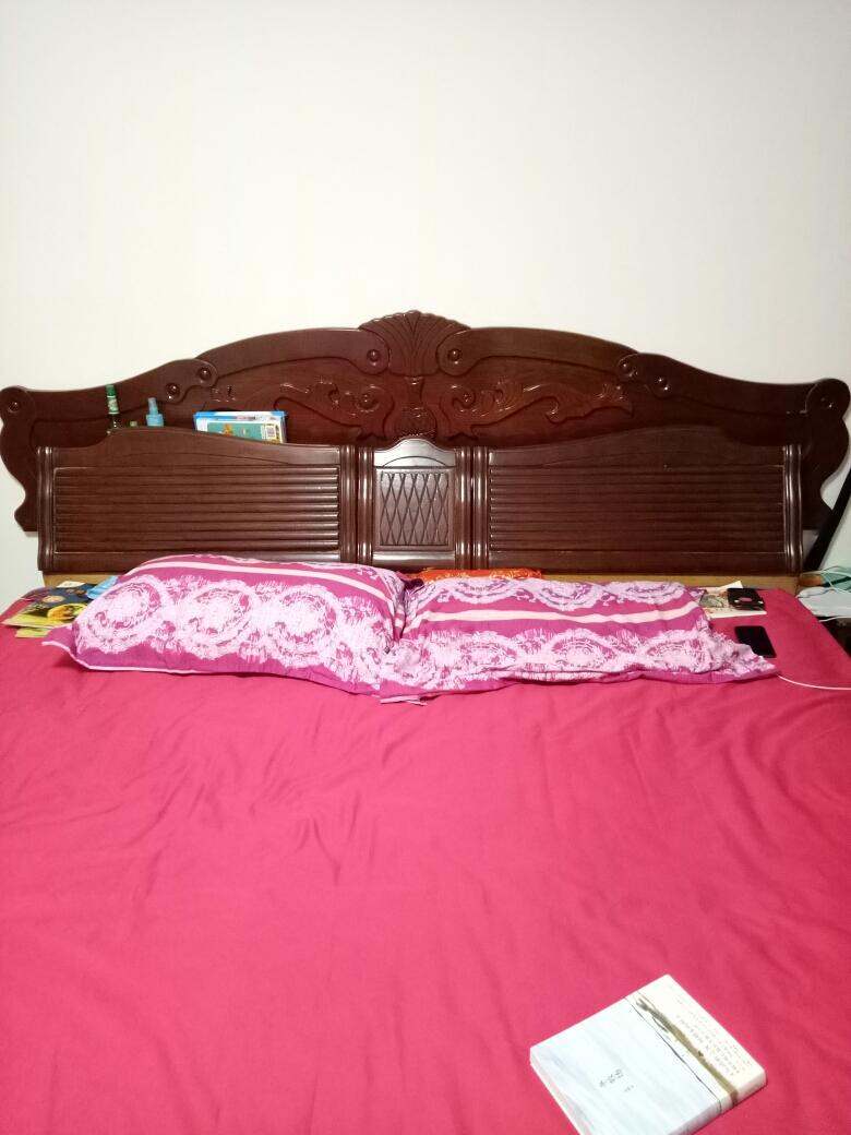 留照纪念——我的婚床,一只纯手工打造的老式木床[哭笑]