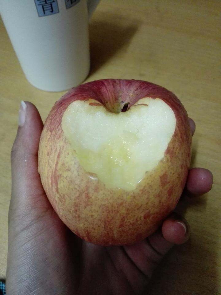 一个基本不吃苹果的girl