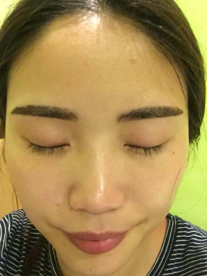 我做的是机器雾眉,会结痂的.