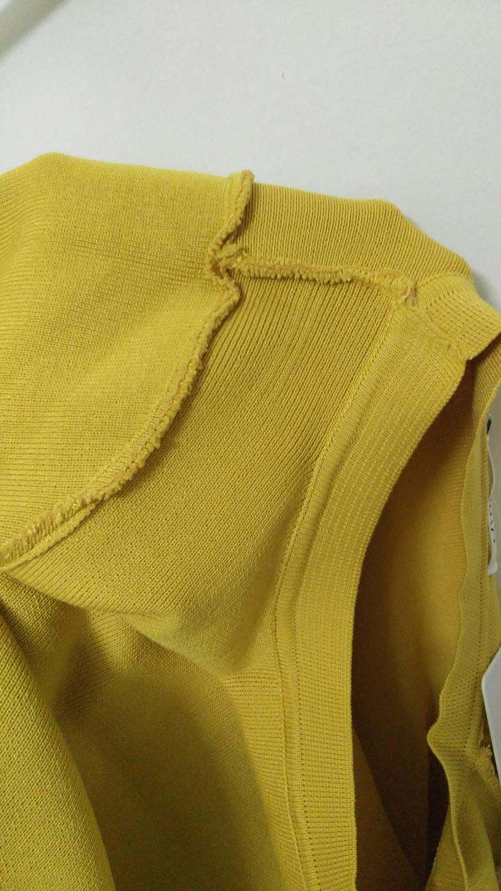 90后姜黄色针织衫紧身打底衫