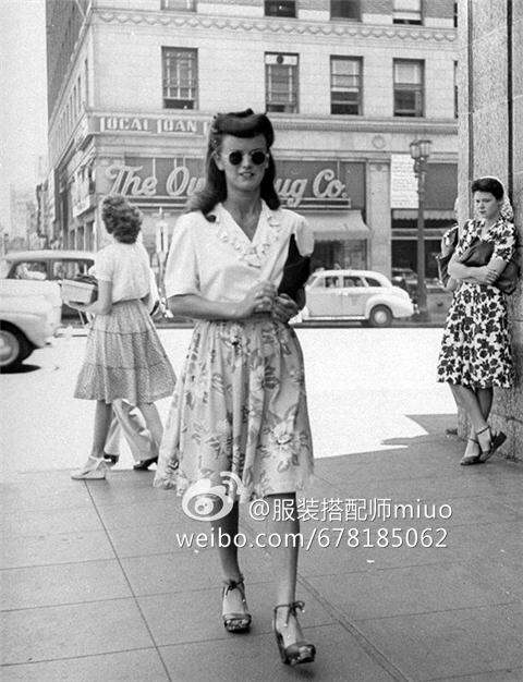 穿搭|miuo搭配课堂#看看60年代的街拍,淘淘你妈妈的衣橱.