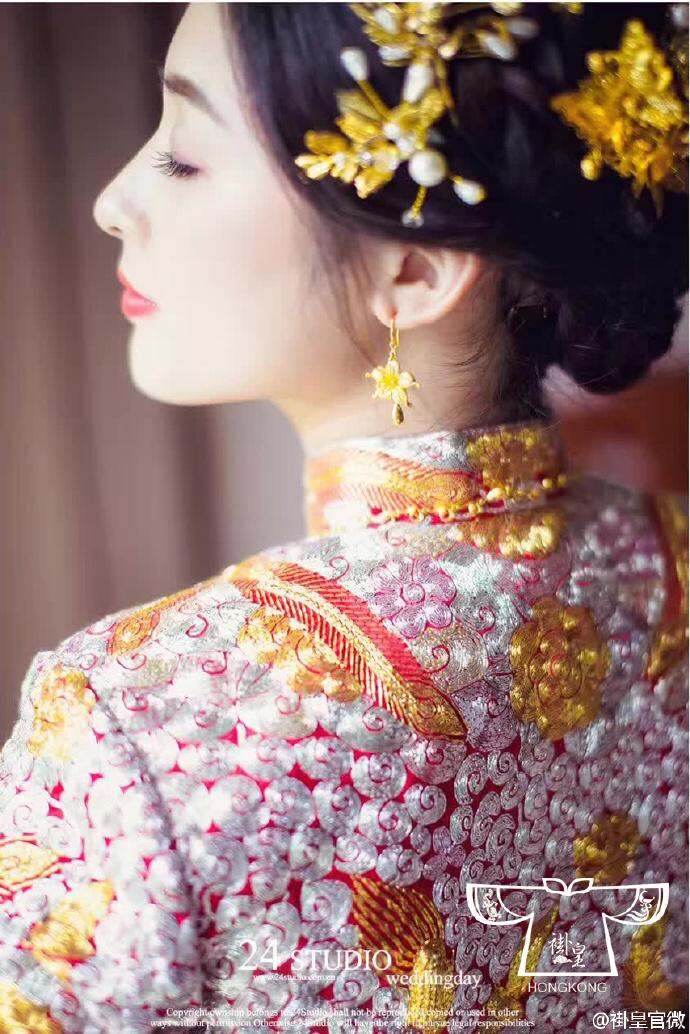 嫁衣最美不过裙褂