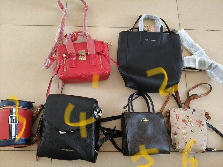 闲置包包 几乎全新
细节请进来瞅瞅
20_100不等
只卖性价比款式