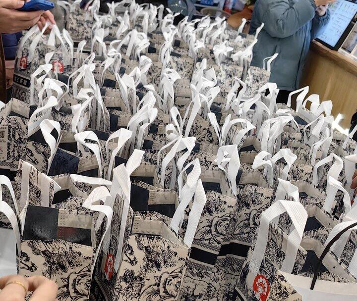 喝上了9.9的霸王茶姬