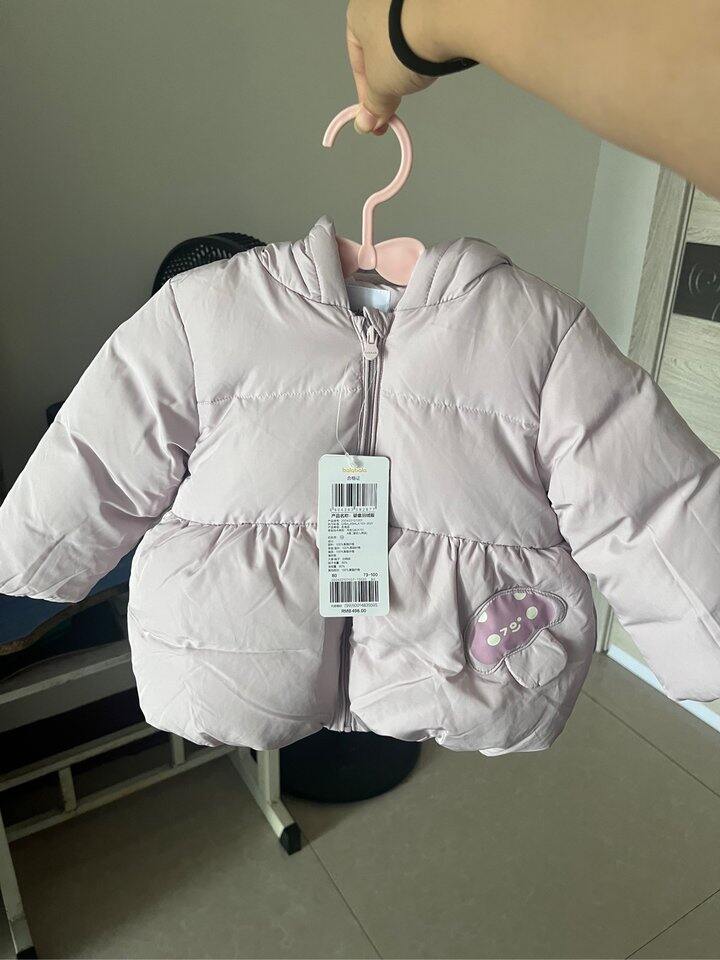 出巴拉巴拉女宝羽绒服