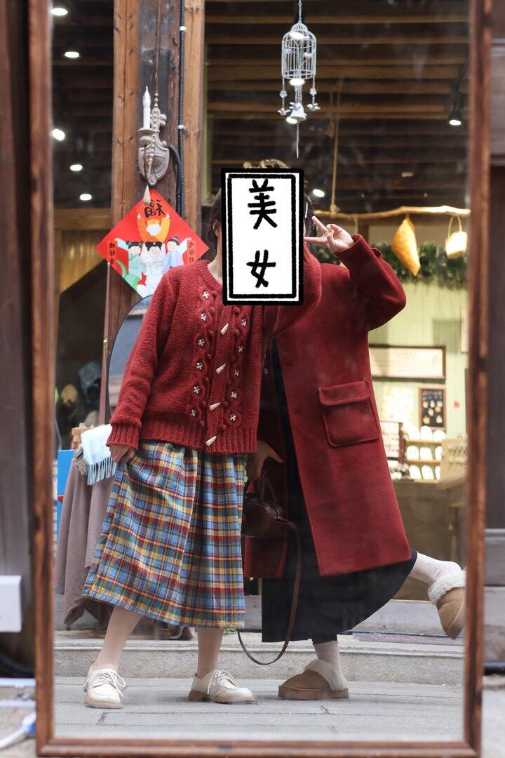 踏进银河 牛角扣毛衣