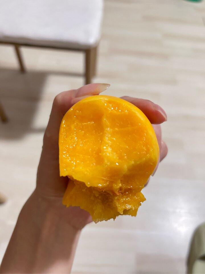 路口团购的桃子真不错👍