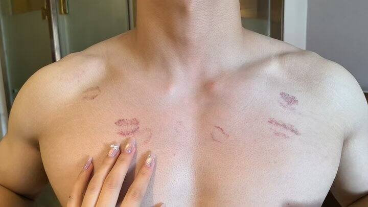 睡了一个比自己小七岁的弟弟