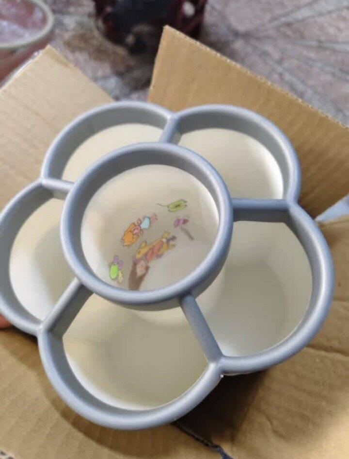 旋转笔筒