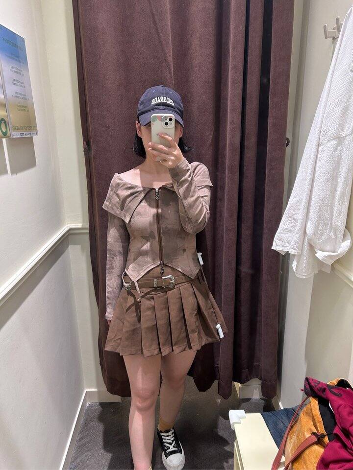 逛街尝试了平时不会尝试的风格