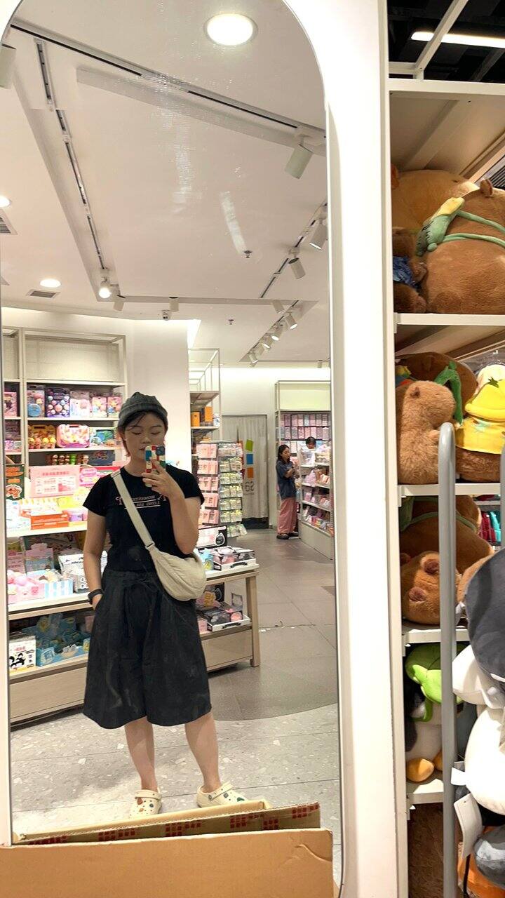 这个月减肥瘦11斤，这几天疯狂买衣服