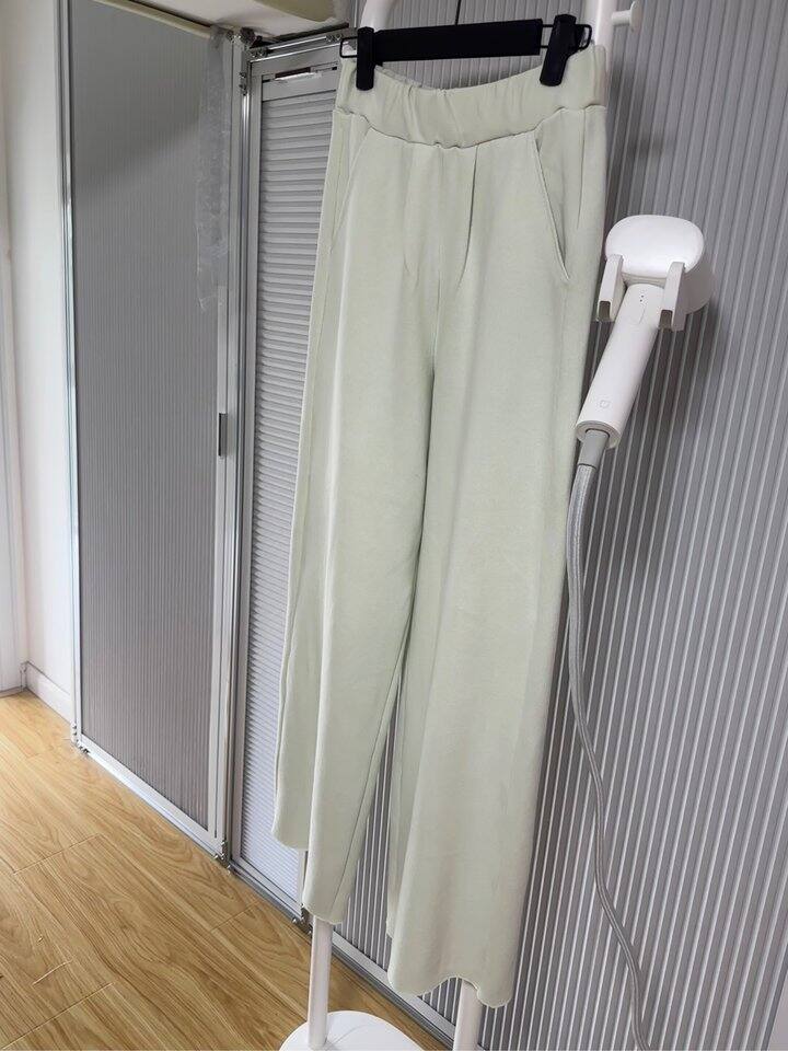 沉迷于踩缝纫机