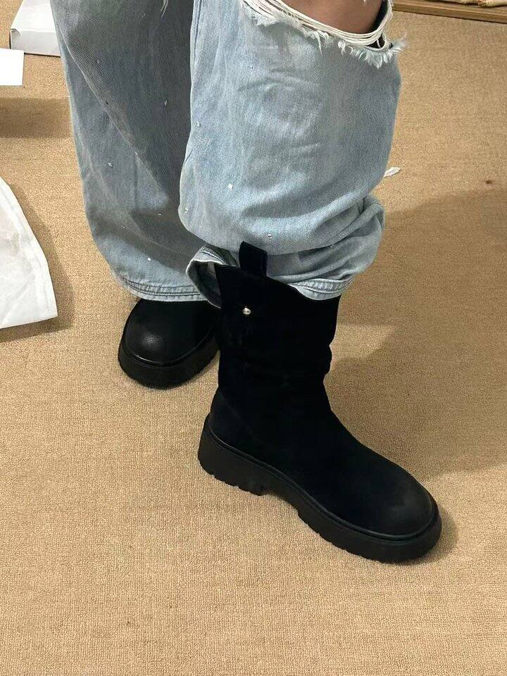 最近买到的靴子