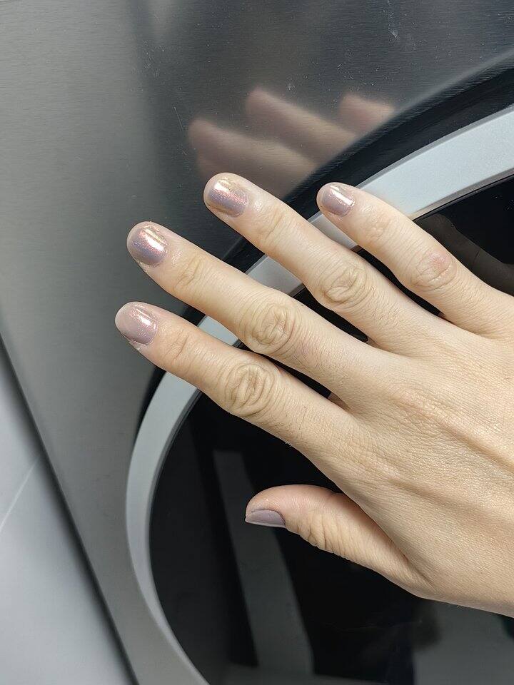 显白！好看！持久！水性指甲油