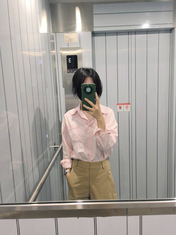 总算可以穿秋装了