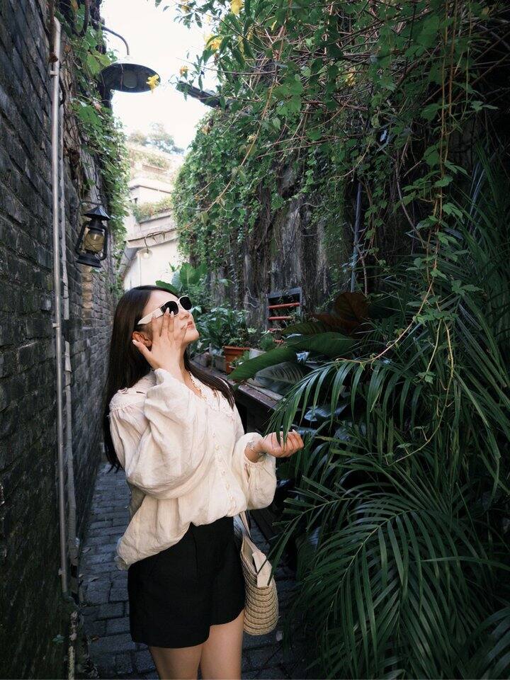 穿上刘亦菲同款衬衫就能变成刘亦菲吗