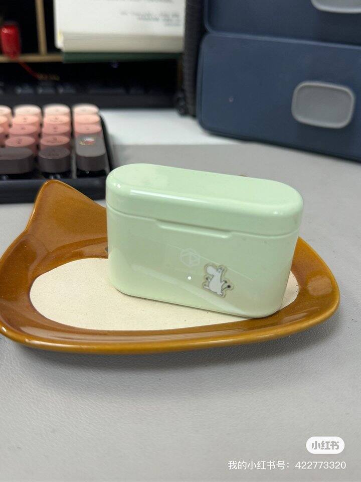 夹耳开放式耳机