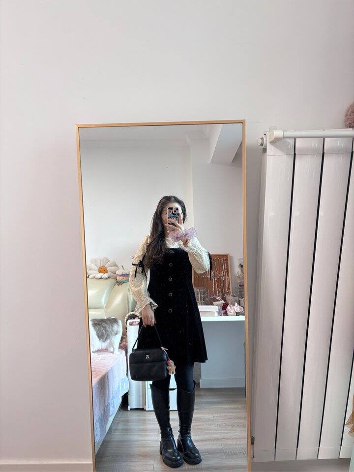 今天是火龙果色