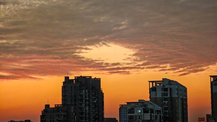 ［随手拍］激动的脚丫一路跑