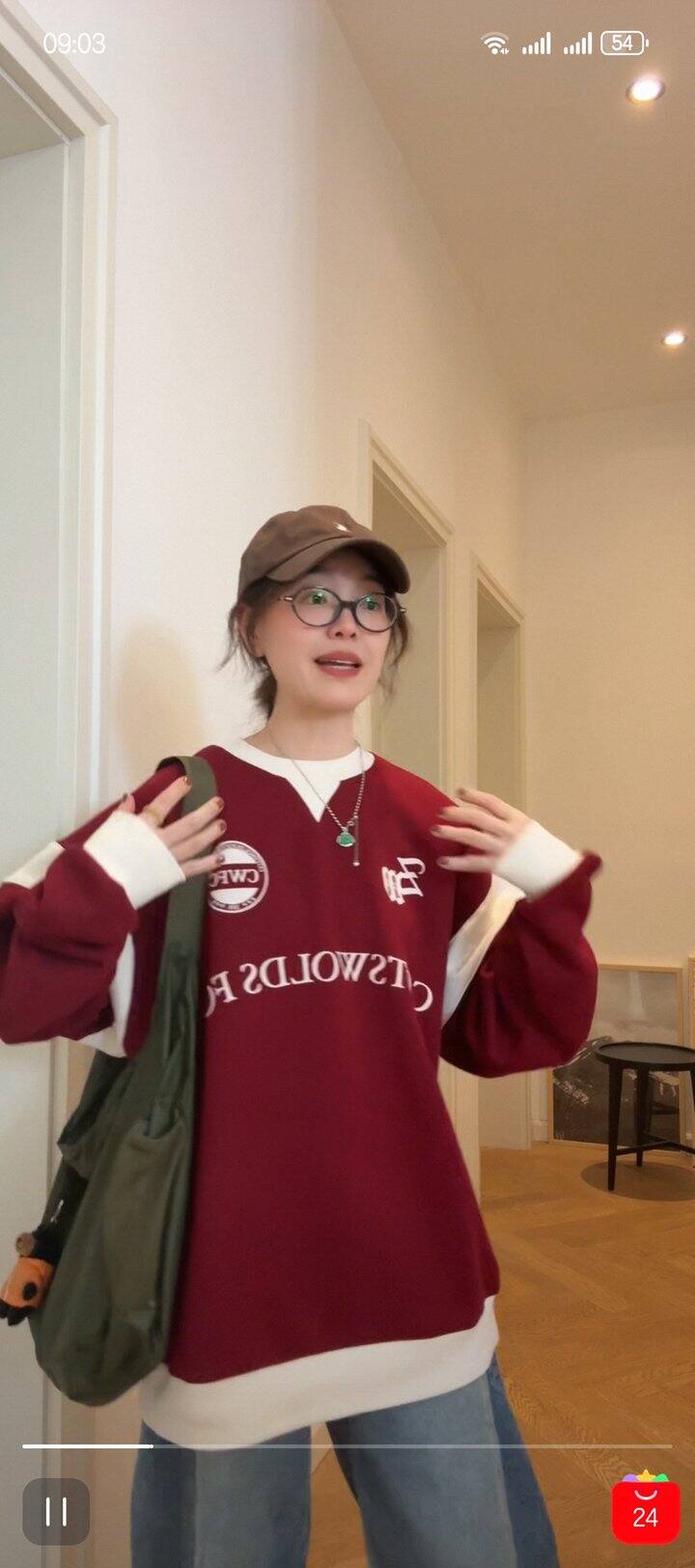 红白拼色 大版卫衣