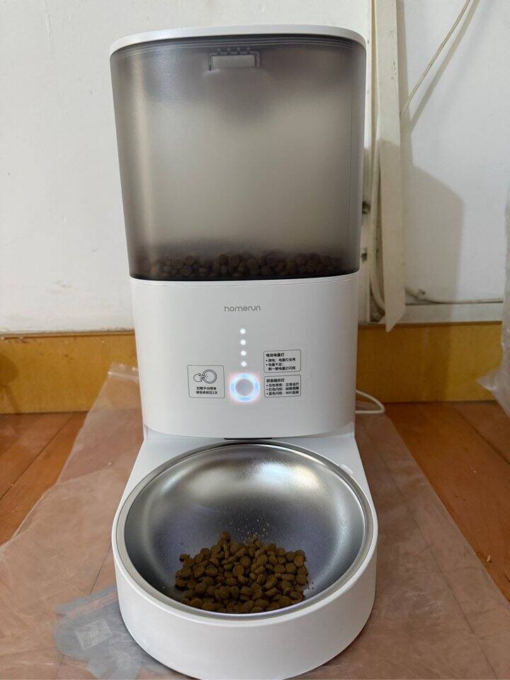 价格合适，买个喂食器试试