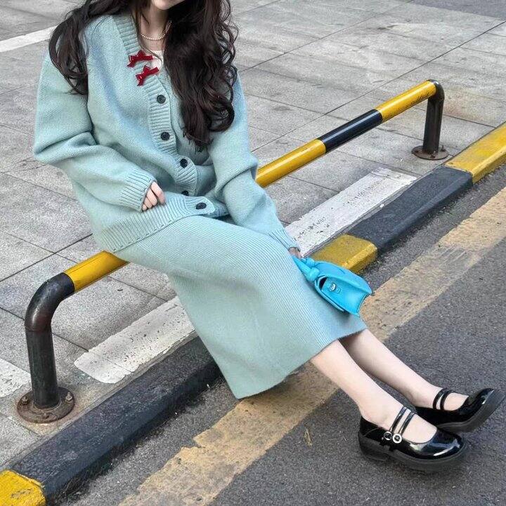 小君君布兰妮全新毛衣套装