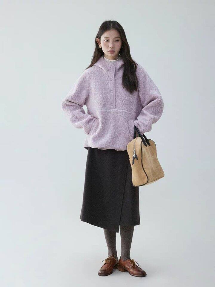 宽松摇粒绒上衣穿搭