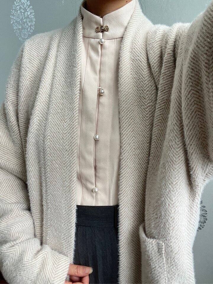 两件毛茸茸飞机袖