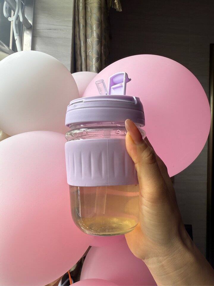 早，喝完蜂蜜水上果园啦！