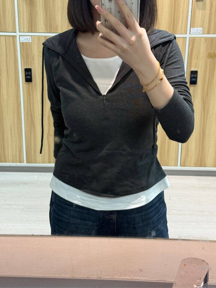 一件很显瘦的卫衣