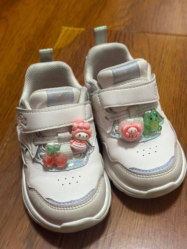 二十元DIY，帮闺女实现鞋带扣自由🥰🥰🥰