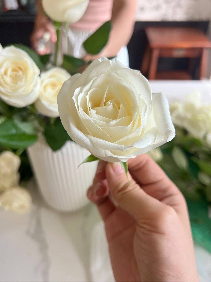 求问：好领导离职了送什么礼物比较合适