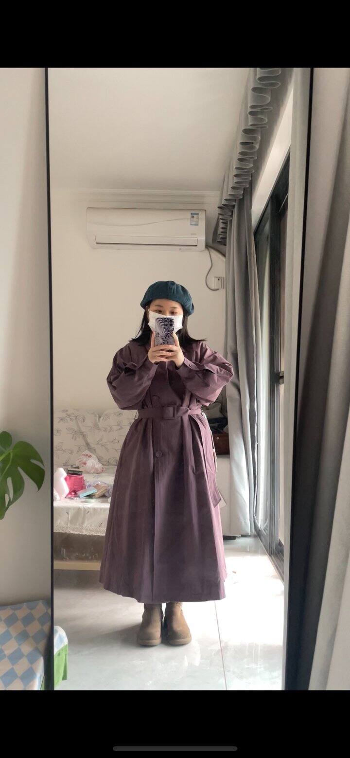 买了一件小个子紫色风衣