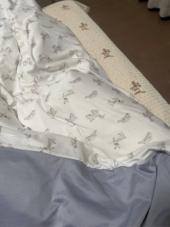 最近新买的被套也很喜欢