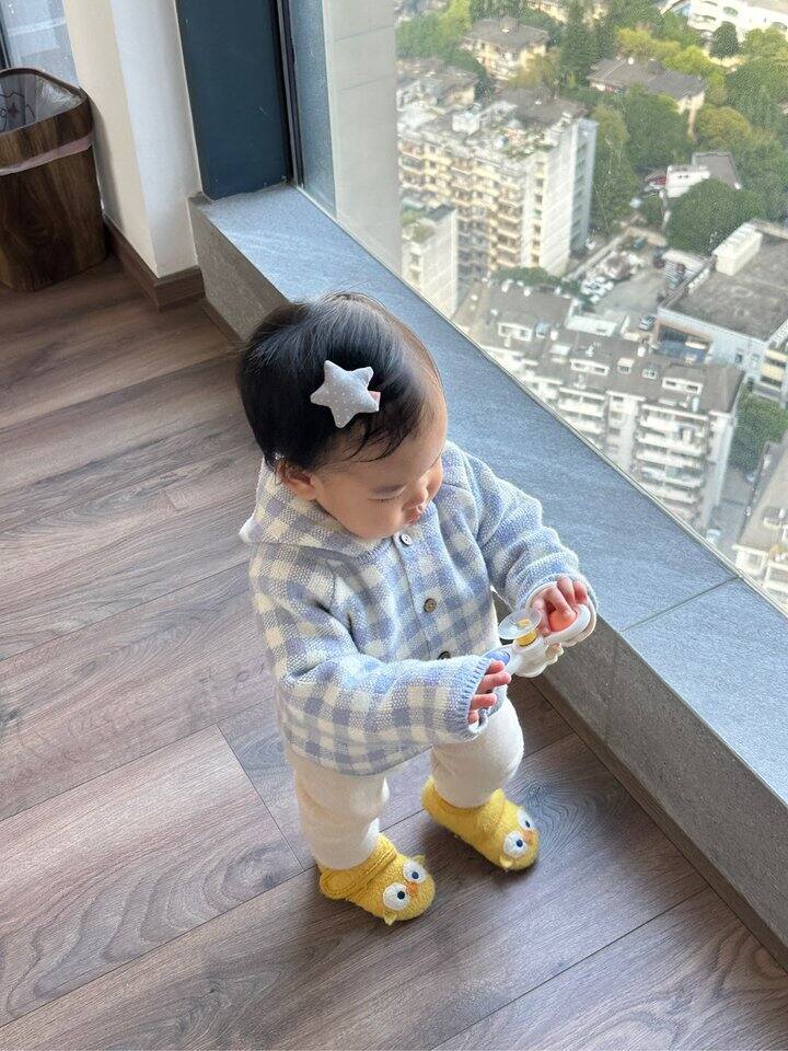 RC童装RyleeCru男女童格纹精灵帽毛衣针织外套包臀短裤春秋款