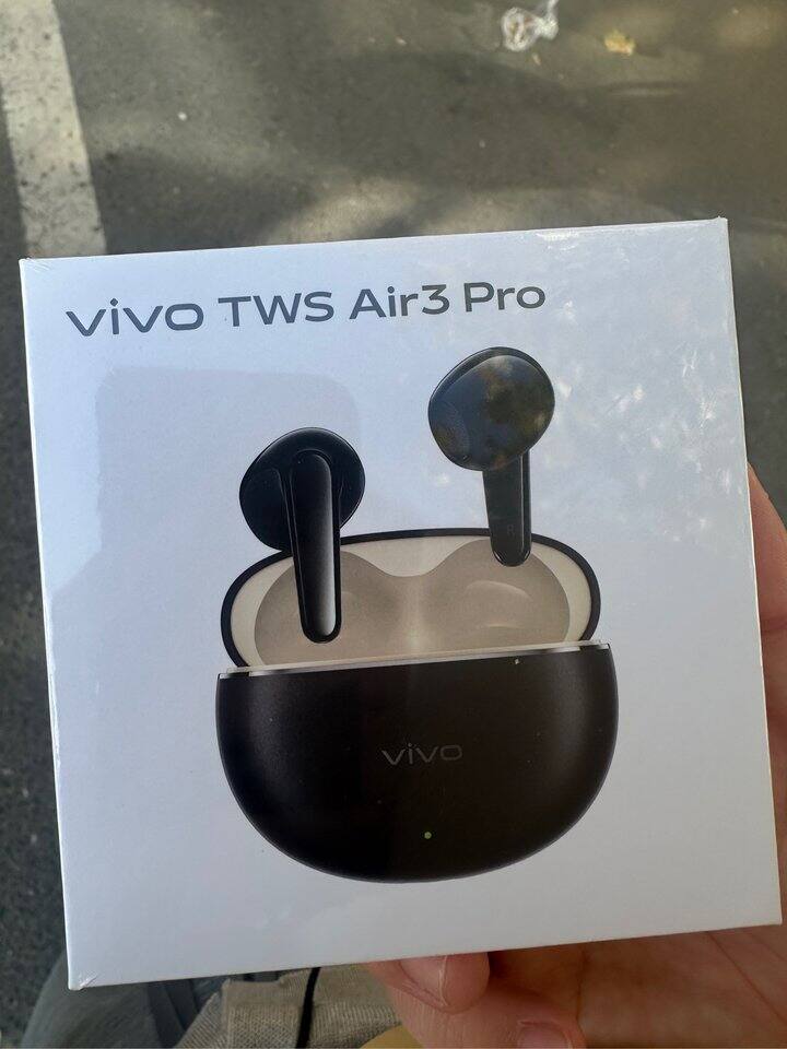 苹果耳机丢了，心痛。买了vivo的，很不错