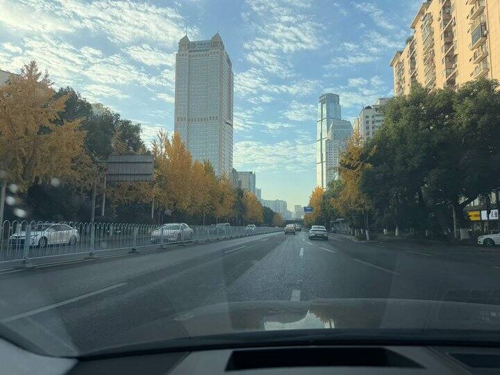 和闺蜜一起购物🛍️🛍️