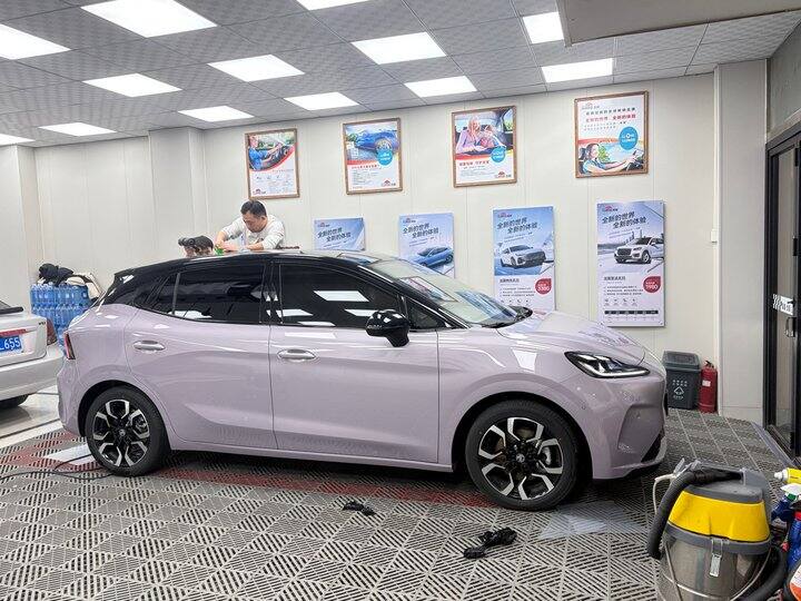 终于拥有了自己的小车车