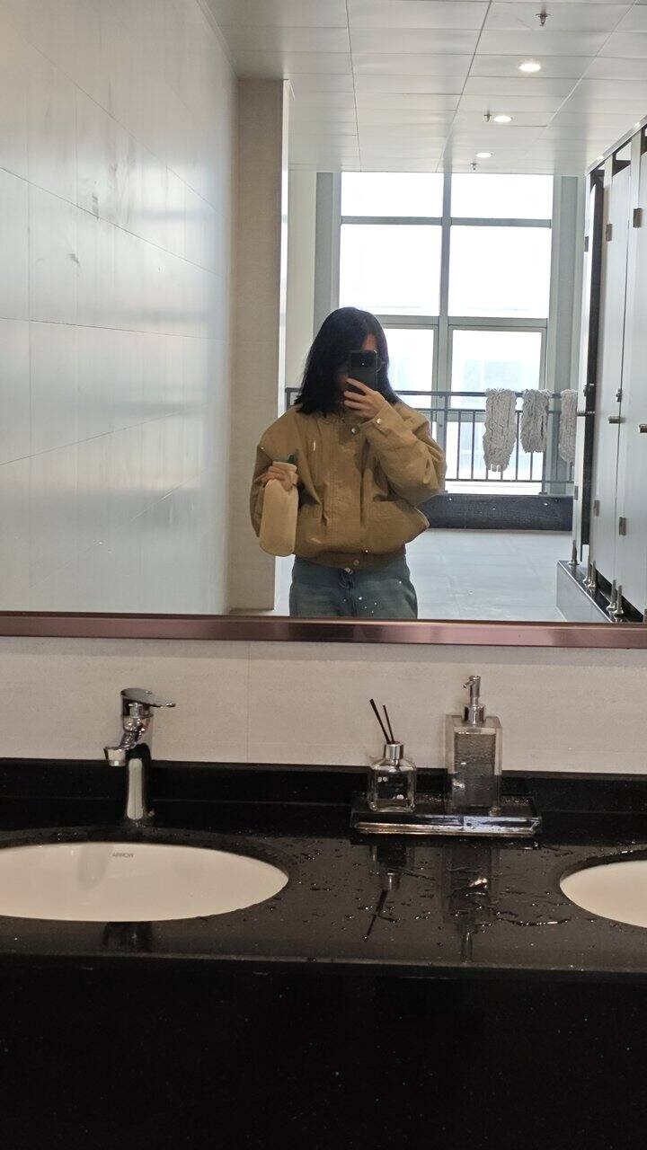 男款外套还是太权威了