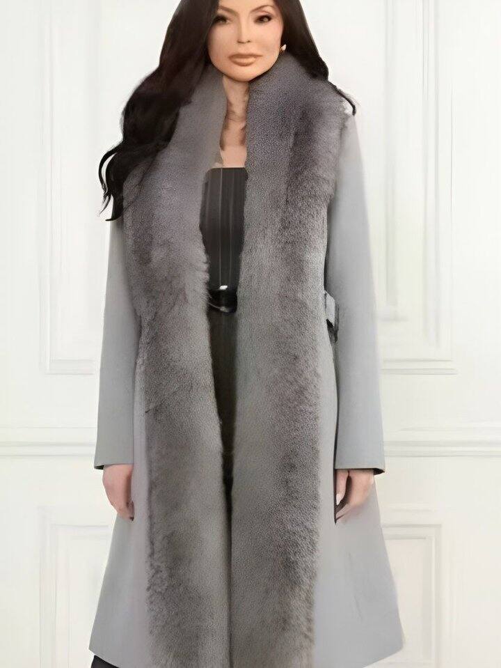 品牌是guess的高端线Marciano