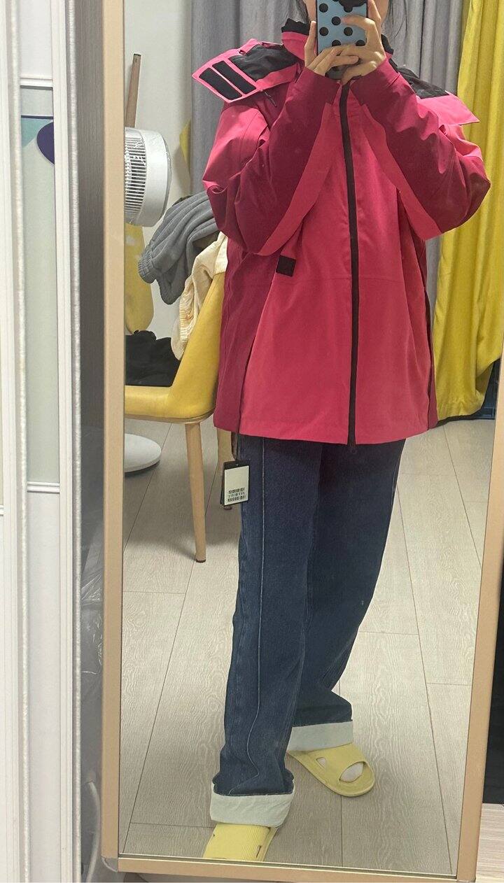 同志们这件外套留不留哇