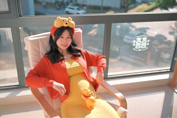 居家孕妇照
