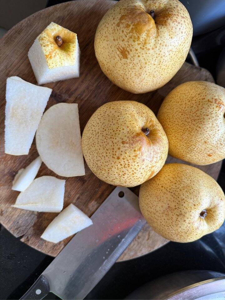 自制秋梨枇杷膏