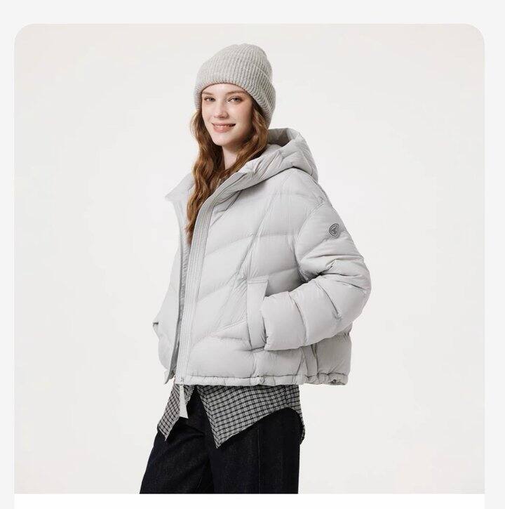 坦博尔轻薄连帽