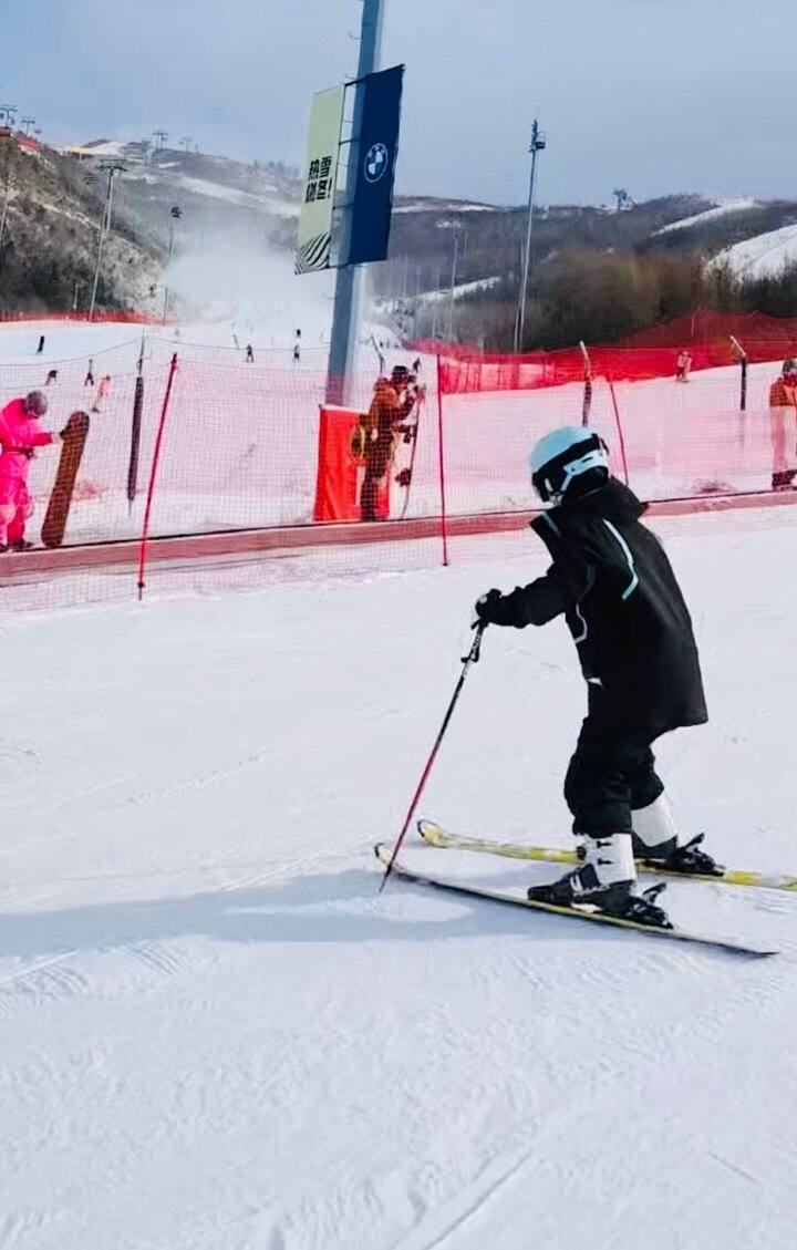 第一次滑雪，感谢老己