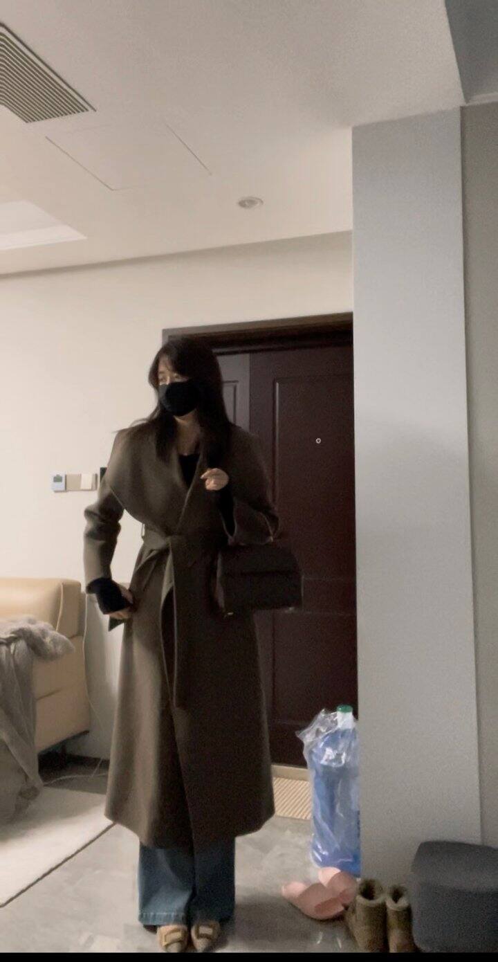还是大衣适合高妹