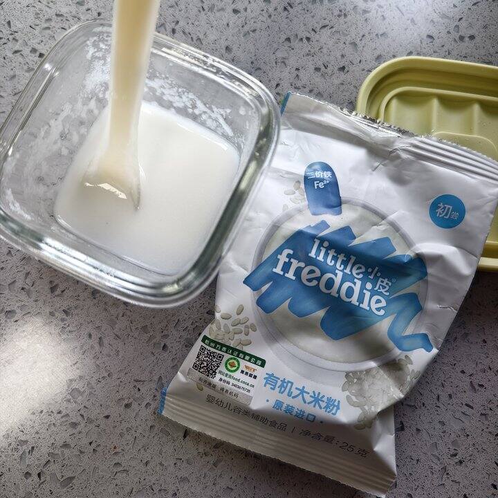 六个月25天宝宝添辅食第二天