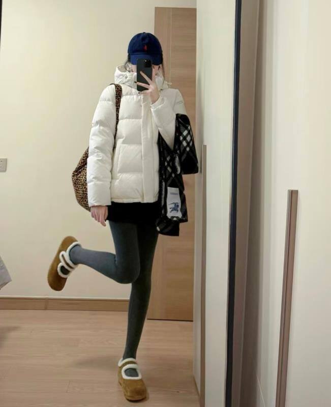 骆驼泡芙羽绒服