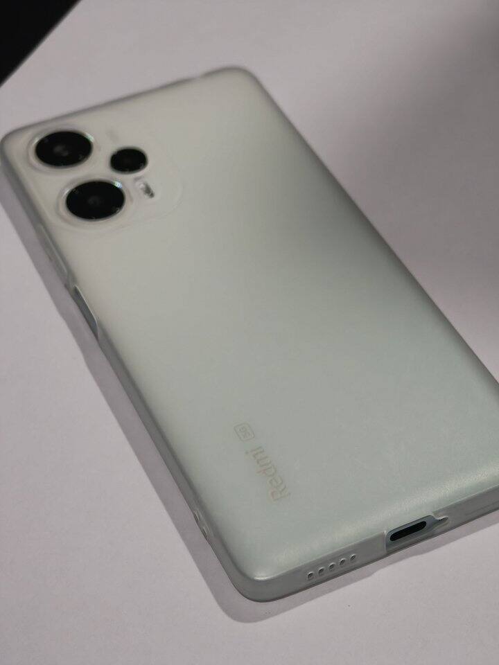 很少拍返图，但是这款手机壳真的好用