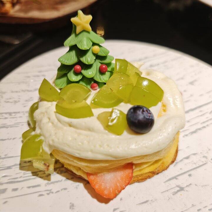 今天出去约会吃漂亮饭😃